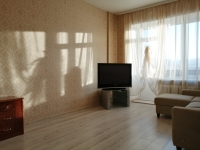 1-комнатная квартира посуточно Тюмень, Валерии Гнаровской, 12к7: Фотография 2