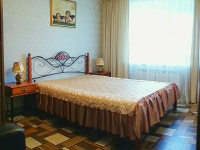 2-комнатная квартира посуточно Чебоксары, пролетарская, 24: Фотография 2