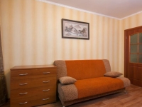 1-комнатная квартира посуточно Екатеринбург, ТКАЧЕЙ, 12: Фотография 3