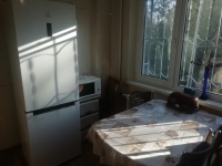 2-комнатная квартира посуточно Сочи, Воровского , 56: Фотография 7