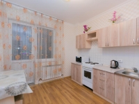 1-комнатная квартира посуточно Ахтубинск, Школьный переулок, 1: Фотография 2