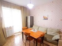 1-комнатная квартира посуточно Красноярск, Весны, 21: Фотография 8