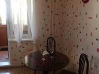 1-комнатная квартира посуточно Тольятти, Цветной , 4: Фотография 4