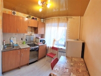 2-комнатная квартира посуточно Омск, Маркса, 89: Фотография 13