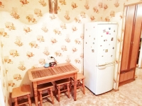 1-комнатная квартира посуточно Чебоксары, М. Горького , 41: Фотография 5