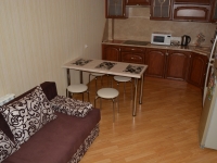 2-комнатная квартира посуточно Белгород, Народны Бульвар , 34: Фотография 3