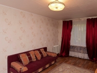 1-комнатная квартира посуточно Гатчина, Рощинская, 2: Фотография 2