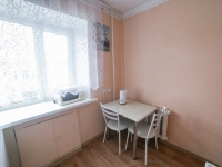 2-комнатная квартира посуточно Екатеринбург, Гурзуфская, 15: Фотография 8