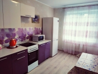2-комнатная квартира посуточно Екатеринбург, Щорса, 105: Фотография 7