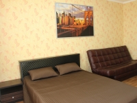 2-комнатная квартира посуточно Екатеринбург, АНГАРСКАЯ, 66: Фотография 2