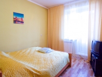 2-комнатная квартира посуточно Екатеринбург, Калинина , 65: Фотография 2