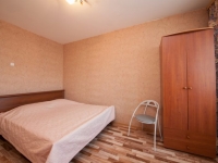 2-комнатная квартира посуточно Екатеринбург, Машиностроителей, 6: Фотография 2