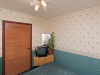 2-комнатная квартира посуточно Гатчина, Карла Маркса, 41: Фотография 12