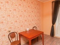 3-комнатная квартира посуточно Гатчина, Рощинская, 19: Фотография 21