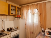1-комнатная квартира посуточно Гатчина, Урицкого , 18: Фотография 3