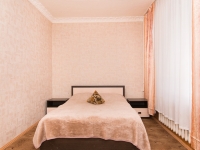 2-комнатная квартира посуточно Гатчина, Карла Маркса, 41: Фотография 6