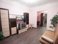 2-комнатная квартира посуточно Кемерово, советский , 51: Фотография 3