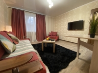 2-комнатная квартира посуточно Екатеринбург, Викулова , 44к1: Фотография 2