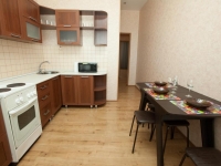 2-комнатная квартира посуточно Екатеринбург, Куйбышева , 103: Фотография 6