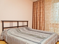 2-комнатная квартира посуточно Екатеринбург, Московская , 58: Фотография 4