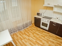 2-комнатная квартира посуточно Екатеринбург, Московская , 58: Фотография 5