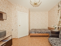 1-комнатная квартира посуточно Екатеринбург, Папанина, 18а: Фотография 2