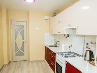 1-комнатная квартира посуточно Екатеринбург, Викулова , 65: Фотография 3