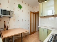 2-комнатная квартира посуточно Екатеринбург, Большакова, 107: Фотография 5