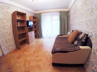 3-комнатная квартира посуточно Екатеринбург, Малышева, 102: Фотография 4