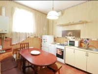 2-комнатная квартира посуточно Севастополь, Сенявина , 2: Фотография 2