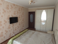 2-комнатная квартира посуточно Барнаул, Балтийская , 19: Фотография 3