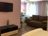 1-комнатная квартира посуточно Норильск, Бегичева, 43: Фотография 2