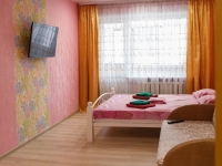 1-комнатная квартира посуточно Омск, Мира проспект , 22: Фотография 3