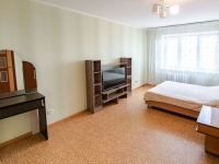 2-комнатная квартира посуточно Омск, Степанца, 12: Фотография 2
