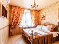 1-комнатная квартира посуточно Екатеринбург, проспект Ленина, 5: Фотография 2