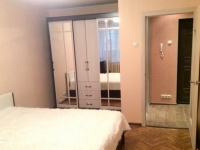 1-комнатная квартира посуточно Уфа, Менделеева, 229: Фотография 2