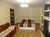 1-комнатная квартира посуточно Красноярск, Менжинского, 10ж: Фотография 2