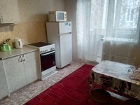 2-комнатная квартира посуточно Воронеж, 45 стрелковой дивизии , 104: Фотография 3