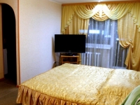 1-комнатная квартира посуточно Курган, Томина, 112: Фотография 4