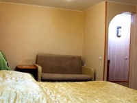 1-комнатная квартира посуточно Курган, Томина, 112: Фотография 5