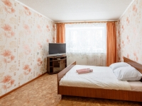 2-комнатная квартира посуточно Екатеринбург, Бебеля , 164: Фотография 3
