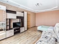 1-комнатная квартира посуточно Челябинск, Блюхера, 53: Фотография 2