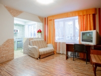 1-комнатная квартира посуточно Чайковский, ВОКЗАЛЬНАЯ , 3: Фотография 2