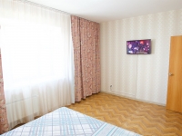 3-комнатная квартира посуточно Красноярск, Алексеева, 89: Фотография 3