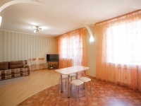 2-комнатная квартира посуточно Томск, Никитина , 56: Фотография 4