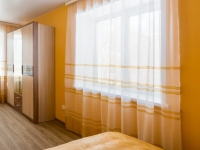 2-комнатная квартира посуточно Тюмень, Киевская, 60: Фотография 4