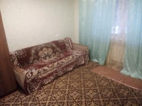 2-комнатная квартира посуточно Курск, Черняховского, 18: Фотография 3