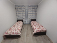 2-комнатная квартира посуточно Астрахань, ул. Савушкина, 6и: Фотография 3