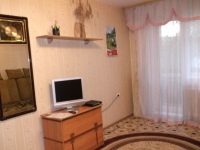 1-комнатная квартира посуточно Пермь, Клары Цеткин, 21: Фотография 2