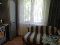 1-комнатная квартира посуточно Курган, Володарского, 62: Фотография 8